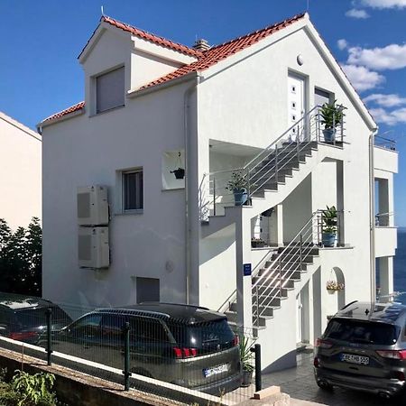 Villa Dani Sea & Pool Apartments Трогир Экстерьер фото
