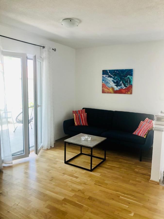 Villa Dani Sea & Pool Apartments Трогир Экстерьер фото