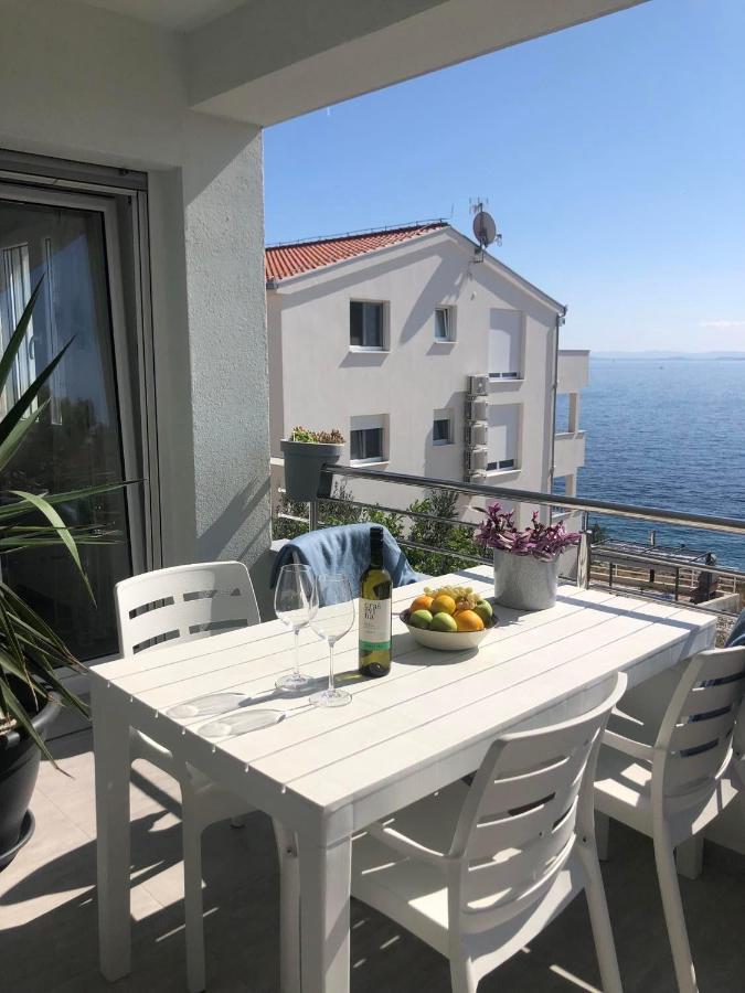 Villa Dani Sea & Pool Apartments Трогир Экстерьер фото