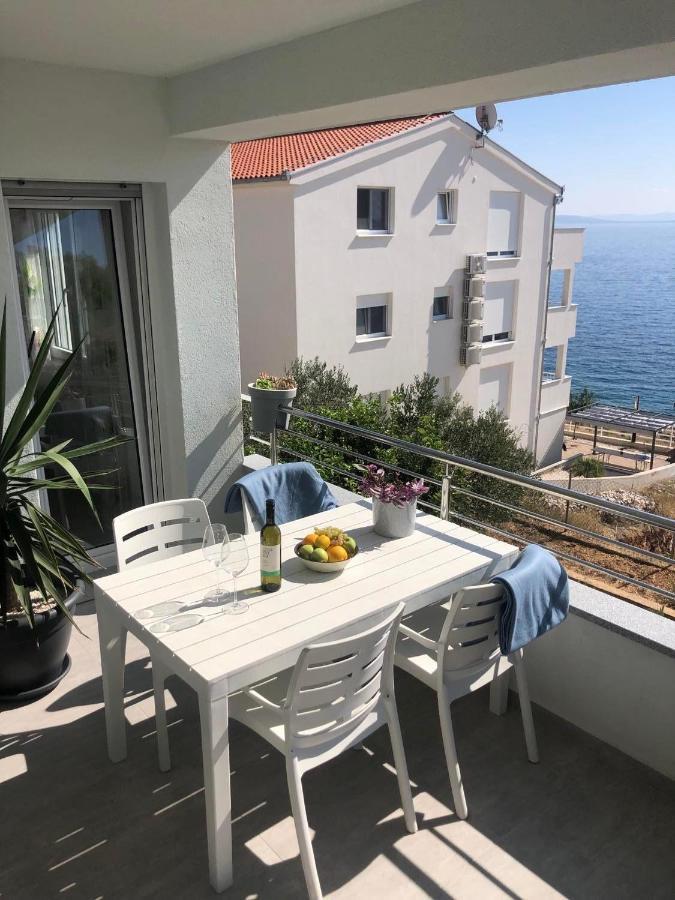 Villa Dani Sea & Pool Apartments Трогир Экстерьер фото