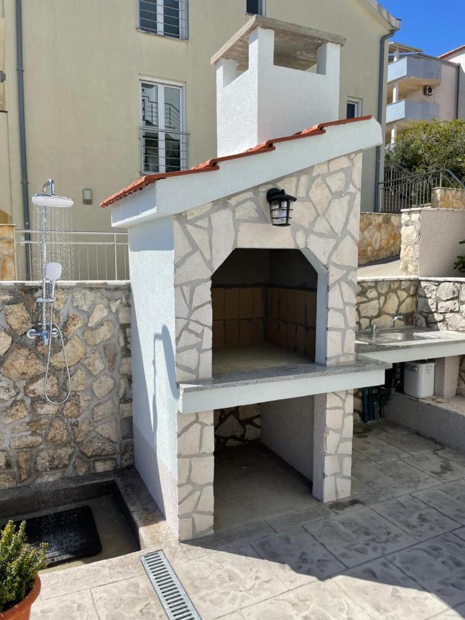 Villa Dani Sea & Pool Apartments Трогир Экстерьер фото